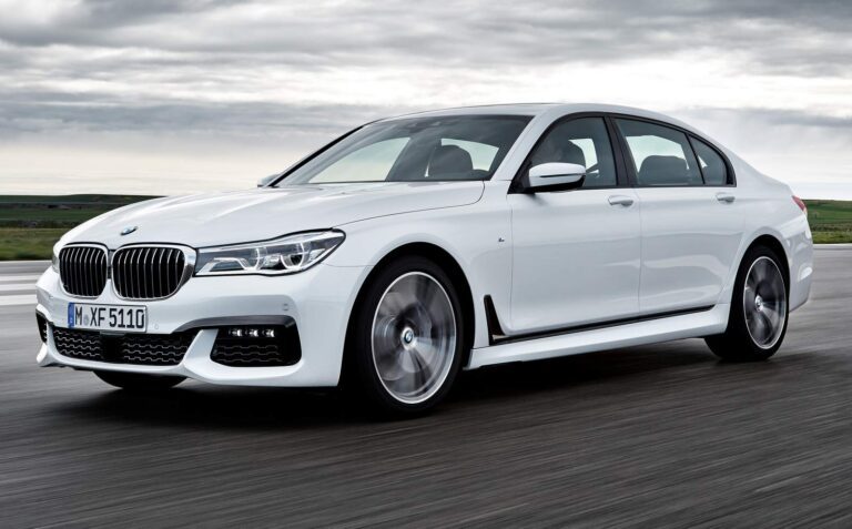 Nova geração do sedã BMW Série 7 é apresentada oficialmente no Brasil