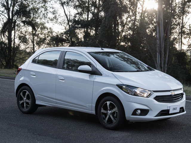 Novo Chevrolet Onix 2017 – Lançamento, preço, consumo, devo comprar?