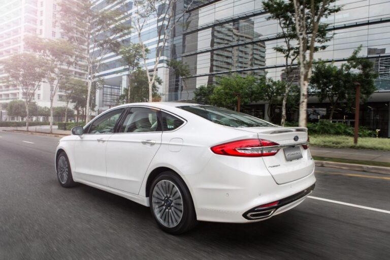 Ford Fusion 2017: novo sistema de câmbio tem inédito recurso de segurança