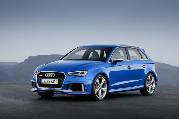 Audi RS 3 Sportback: novo motor e um visual ainda mais agressivo