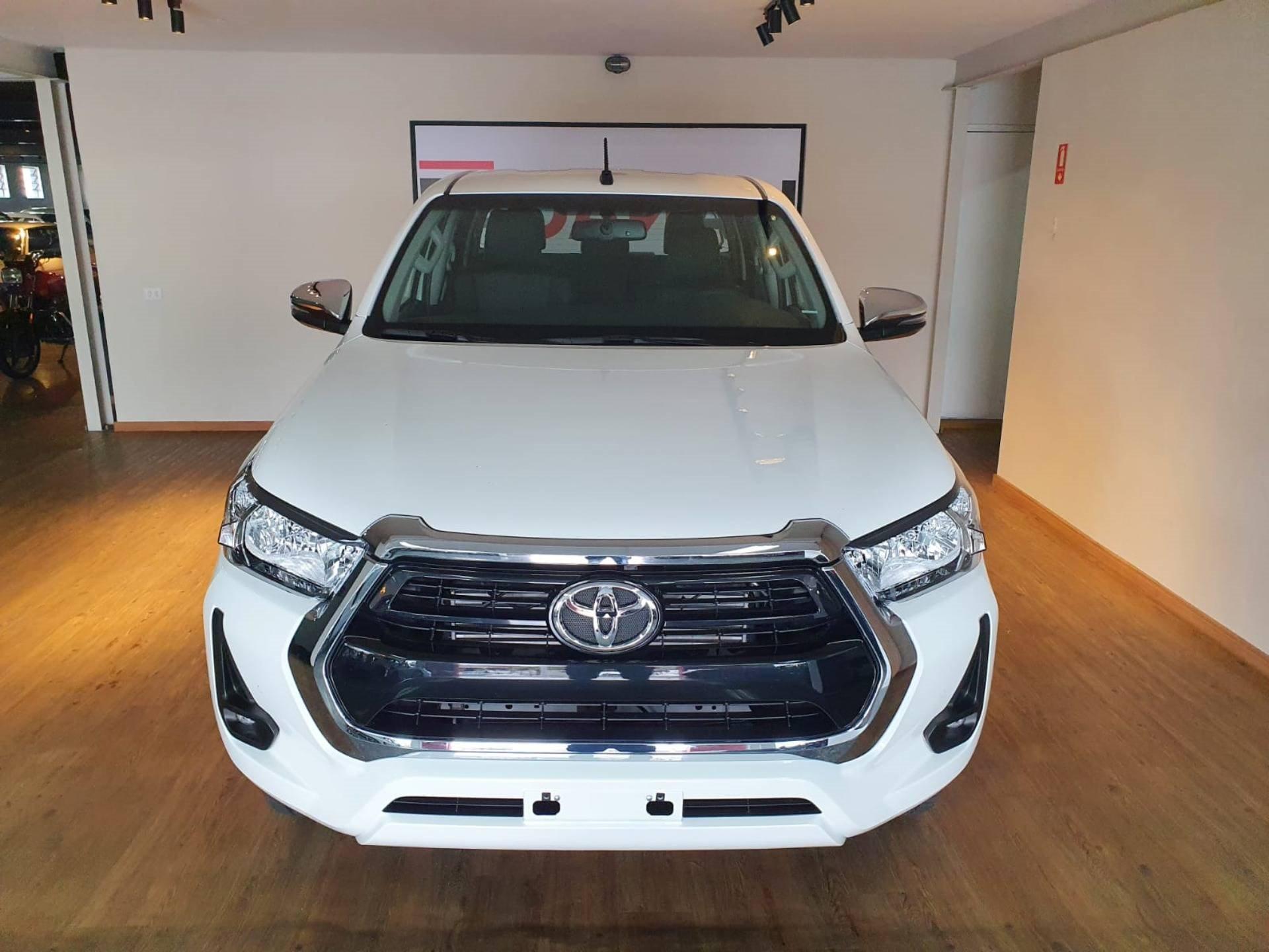 Toyota Hilux CNPJ 2023