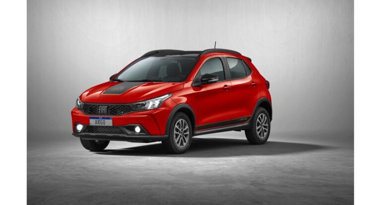 Fiat Argo ganha novo câmbio CVT e se torna referência em economia entre os hatches automáticos