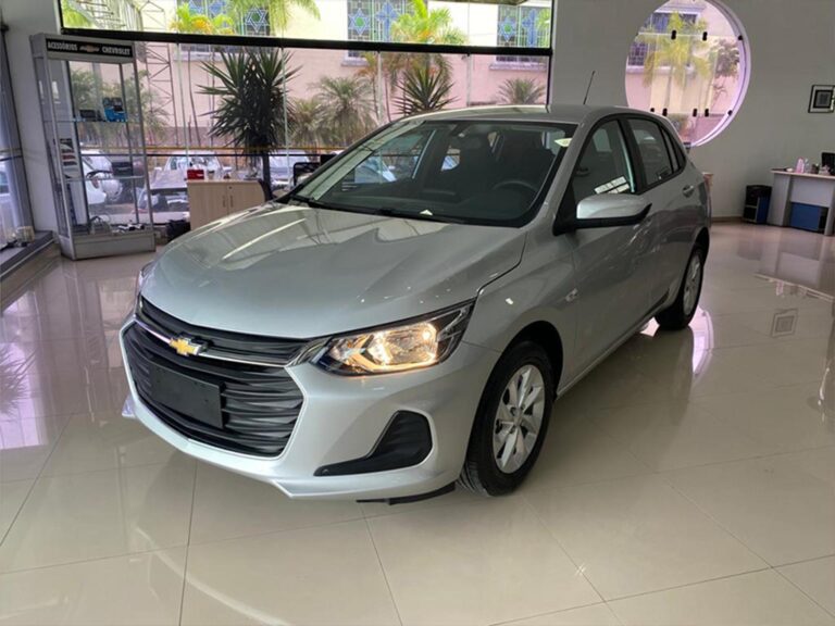Chevrolet Onix PcD tem preço de R$ 72.600 em fevereiro de 2023