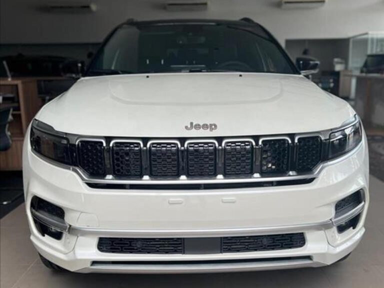 Jeep Commander PcD tem preço de R$ 225.850 em fevereiro de 2023