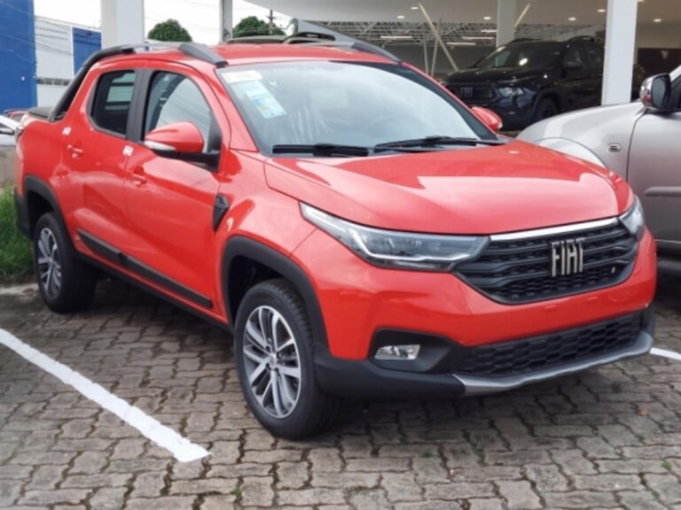 Fiat Strada CNPJ tem descontos de até R$ 12.479 em março de 2023