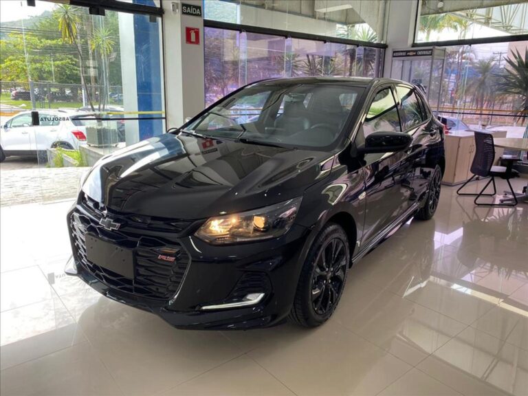 Chevrolet Onix tem reajuste de até R$ 4.200 em abril 2023