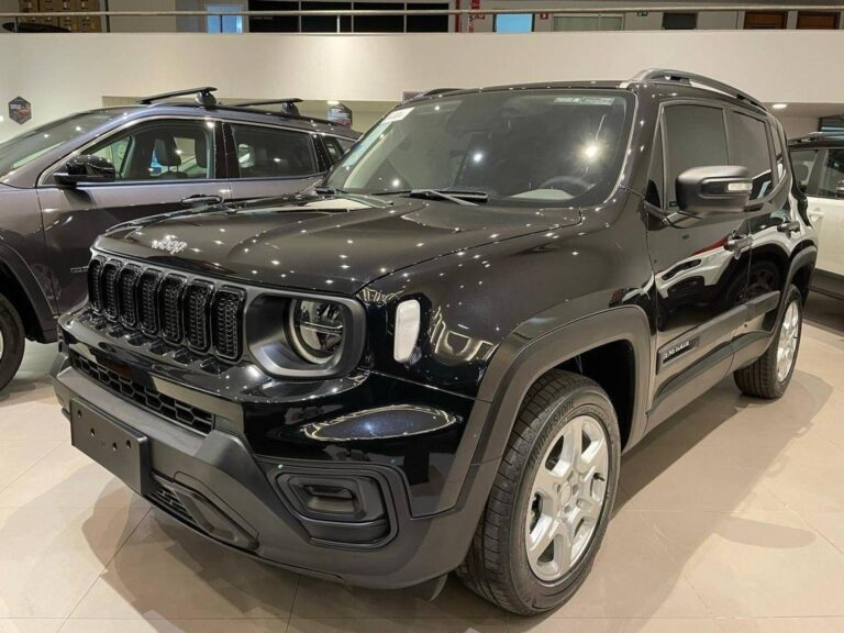 Jeep Renegade PcD tem desconto de R$ 24.638 em abril 2023