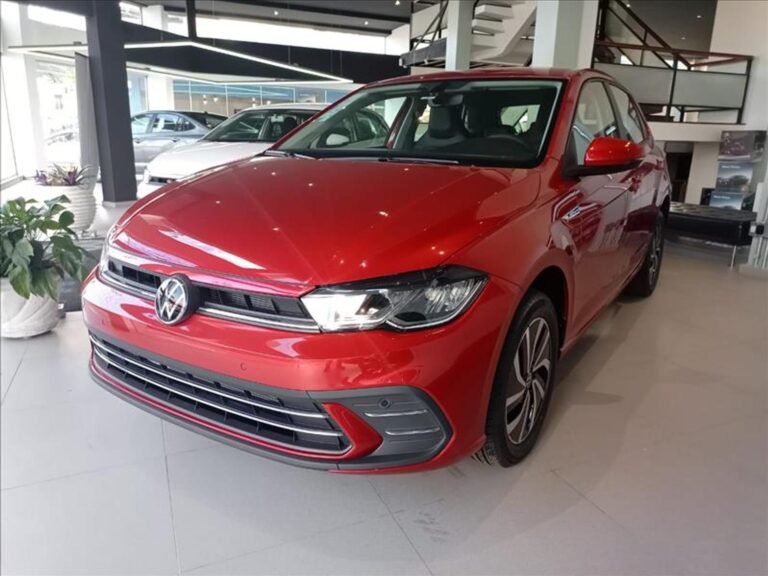 Volkswagen Polo CNPJ tem descontos de R$ 10.276 em abril de 2023