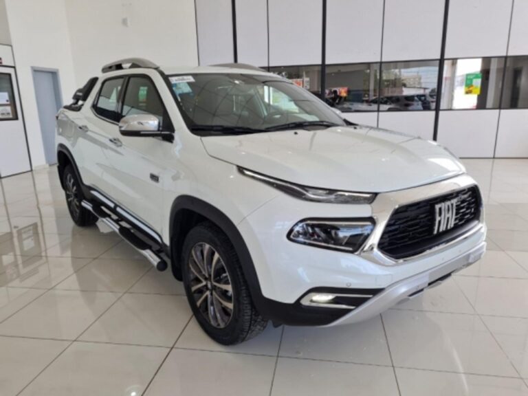 Fiat Toro Ranch CNPJ está com desconto de R$ 33.780 em maio de 2023