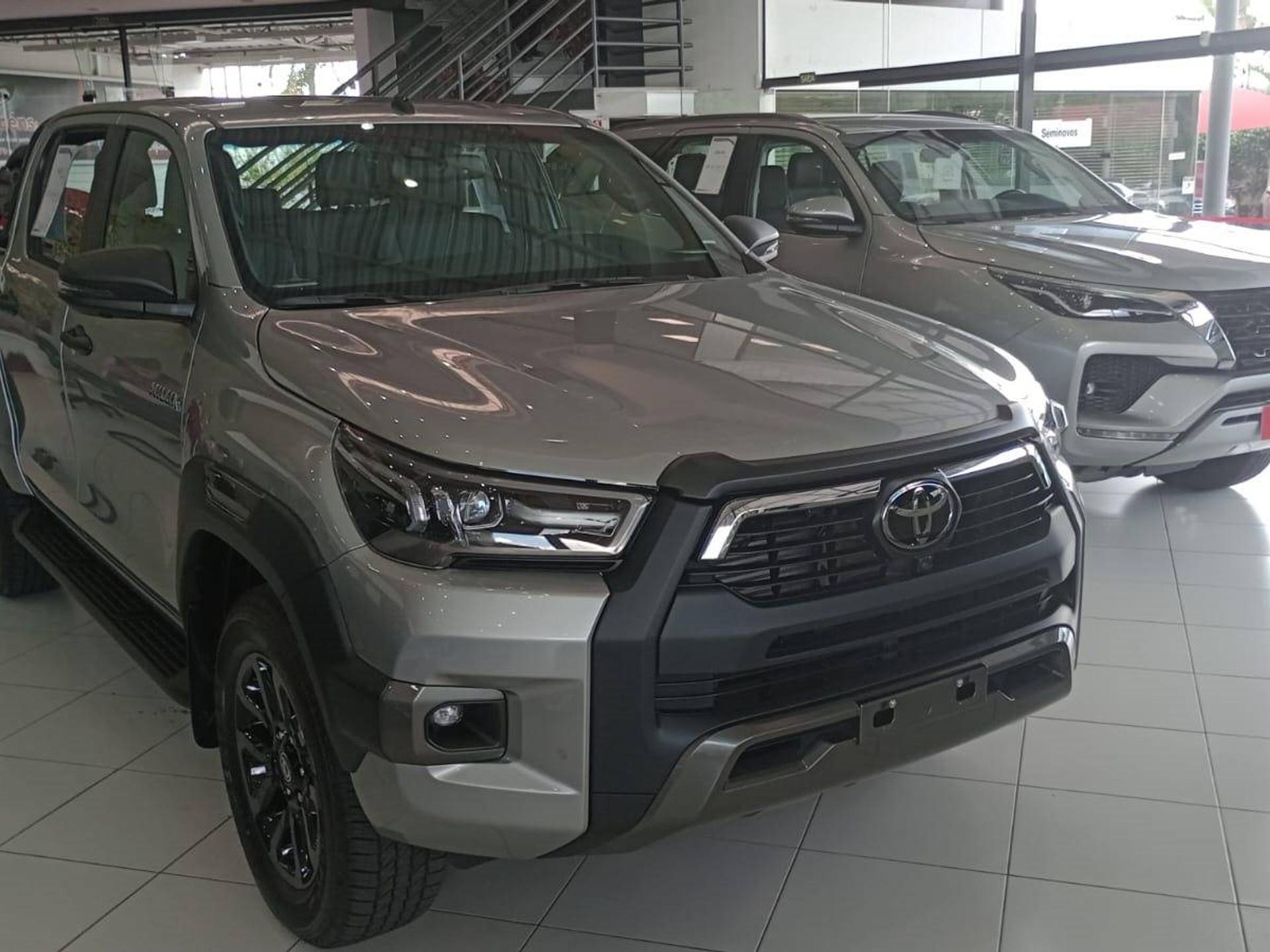 Toyota Hilux CNPJ 2024