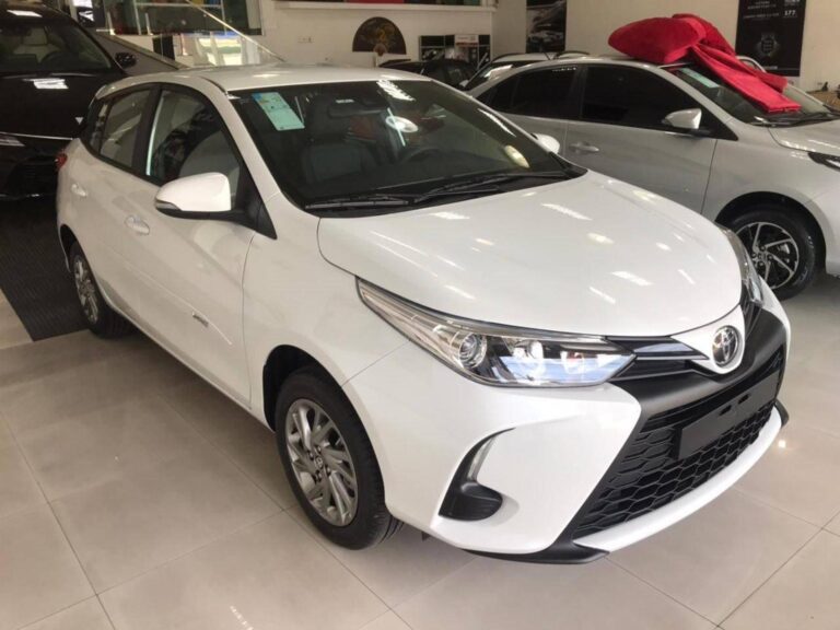 Toyota Yaris PcD 2024 é liberado com descontos de R$ 17.893 em maio 2023