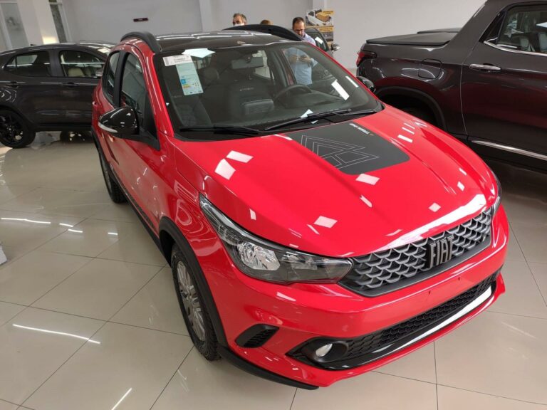 Fiat Argo 2024: veja quanto custa o IPVA, revisões e seguro