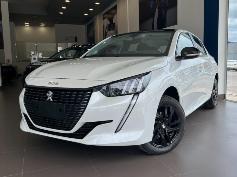 Peugeot anuncia 208 com desconto de R$ 14 mil em agosto