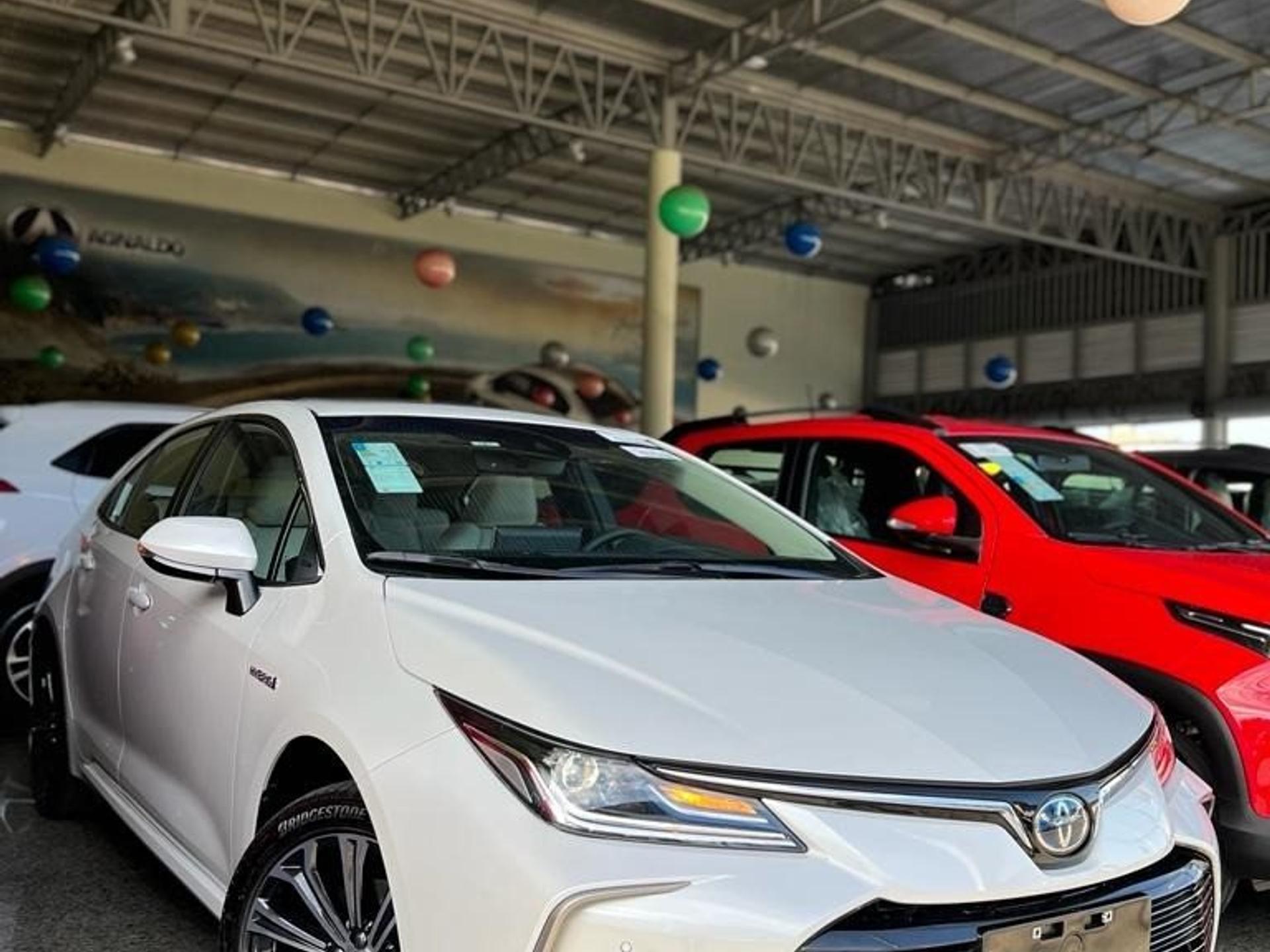 Toyota Corolla Altis Premium PcD 2024