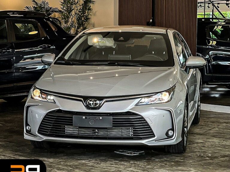 Toyota comunica preço de R$ 118.923 para Corolla XEI em agosto