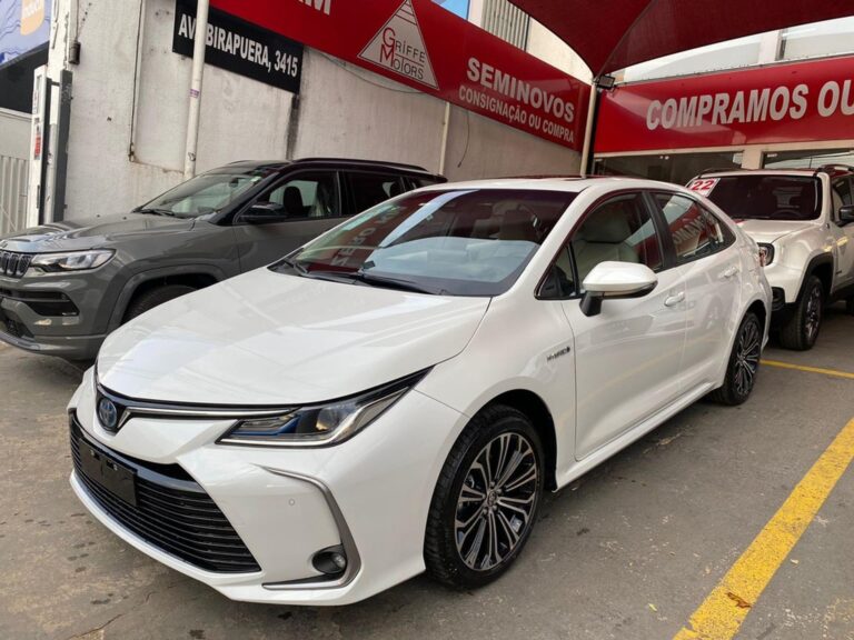 Veja quanto custa o seguro do Toyota Corolla 2024