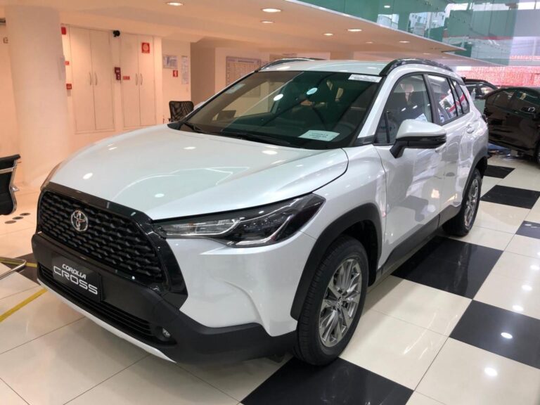 Toyota baixa preço do Corolla Cross para R$ 133 mil em oferta