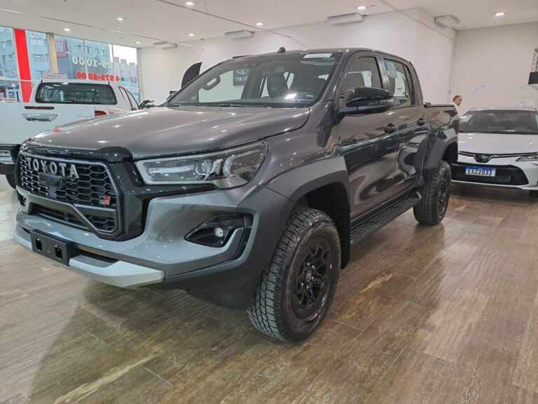 Veja quanto custa manter uma Toyota Hilux 2024