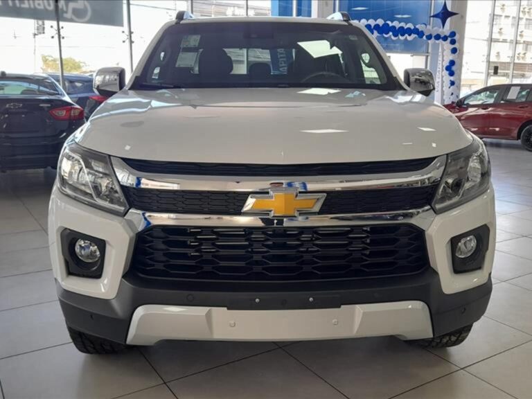 Chevrolet libera desconto de R$ 37 mil para S10 LTZ em outubro