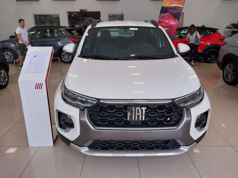 Fiat Strada Volcano CVT 2024: Ficha técnica, preço e itens