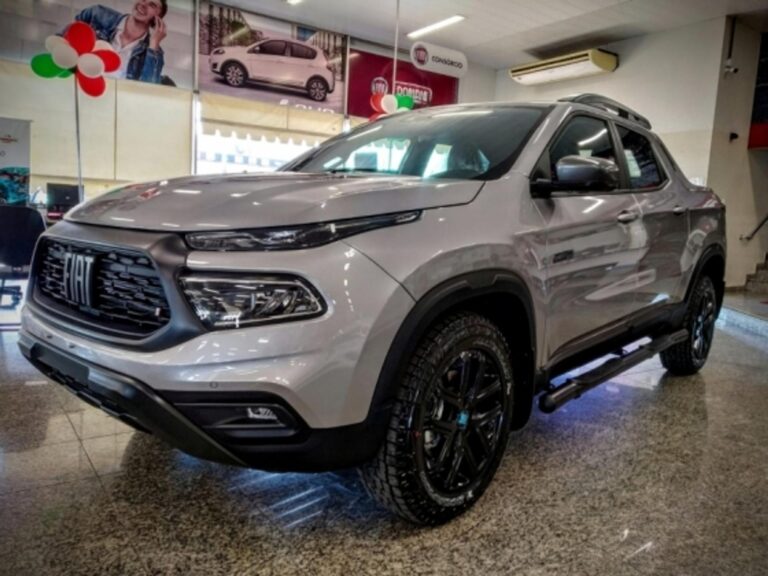 Nova Fiat Toro Ultra tem desconto de R$ 21.100 em oferta