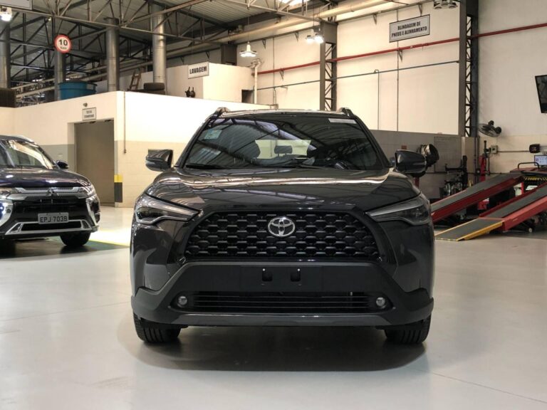 Toyota libera Corolla Cross XRE com desconto de R$ 23.718 em oferta