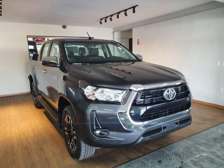 Toyota libera Hilux em novembro com redução de R$ 35.384