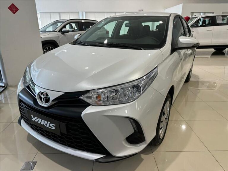 Toyota comunica desconto de R$ 17.823 para Yaris sedan