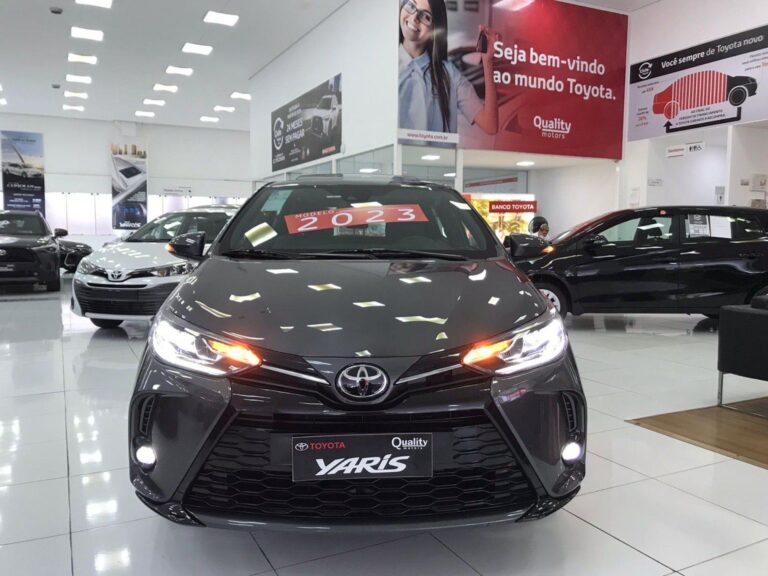 Toyota anuncia desconto de R$ 17.753 para Yaris hatch em novembro
