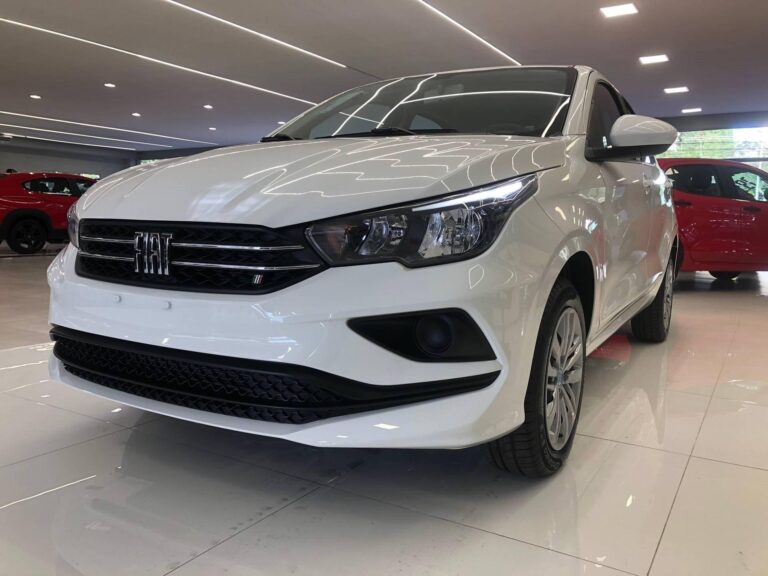 Fiat Cronos 2024: Ficha técnica, preço e itens