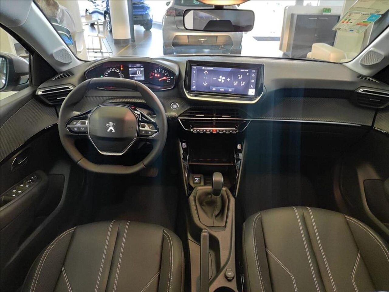 Peugeot 208 PcD 2024