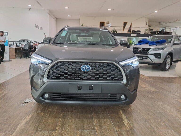 Toyota Corolla Cross XRX Hybrid 2024: Ficha técnica, preço e itens