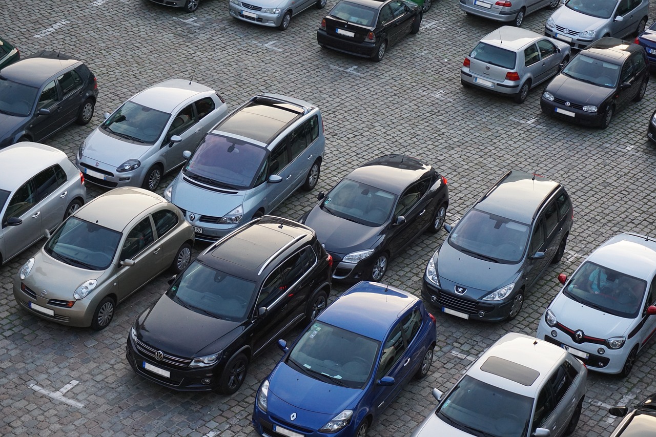 A maior vilã da pintura do carro é a exposição a altas ou baixas temperaturas. O carro tem que enfrentar o sol, principalmente porque vivemos em um país tropical (Foto: Florian Pircher / Pixabay)