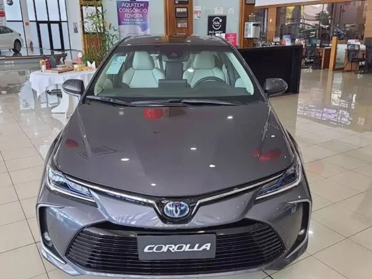 Toyota Corolla Altis Premium 2024: Ficha técnica, preço e itens