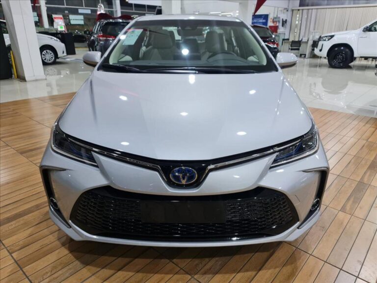 Toyota Corolla Altis Hybrid Premium 2024: Ficha técnica, preço e itens