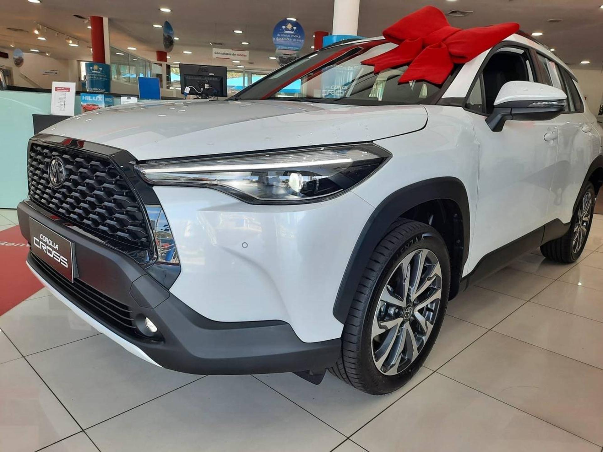Toyota Corolla Cross XRE PcD 2024