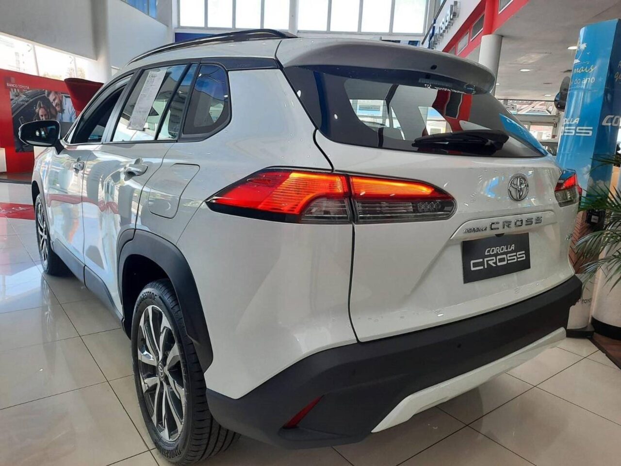 Toyota Corolla Cross XRE PcD 2024