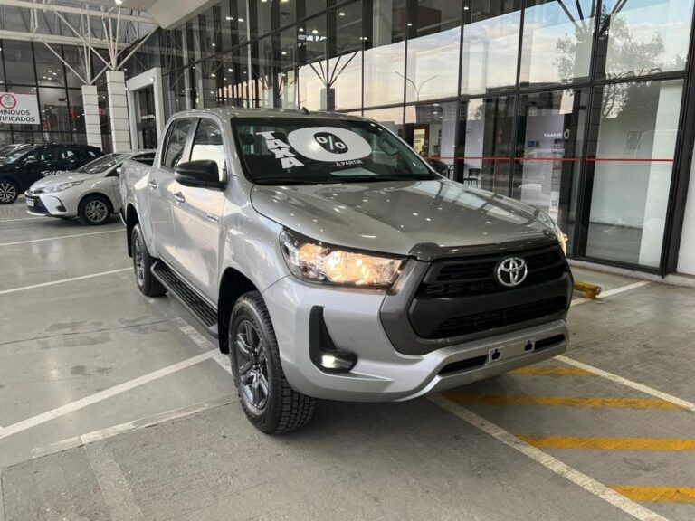 Toyota Hilux SR CNPJ em janeiro de 2024 tem desconto de R$ 35.384