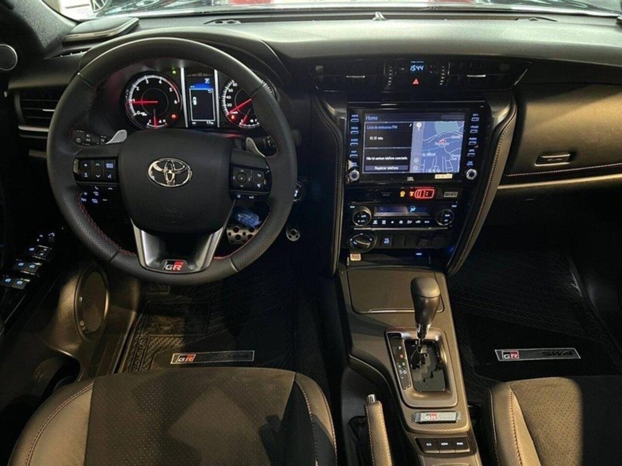 Toyota SW4 2024