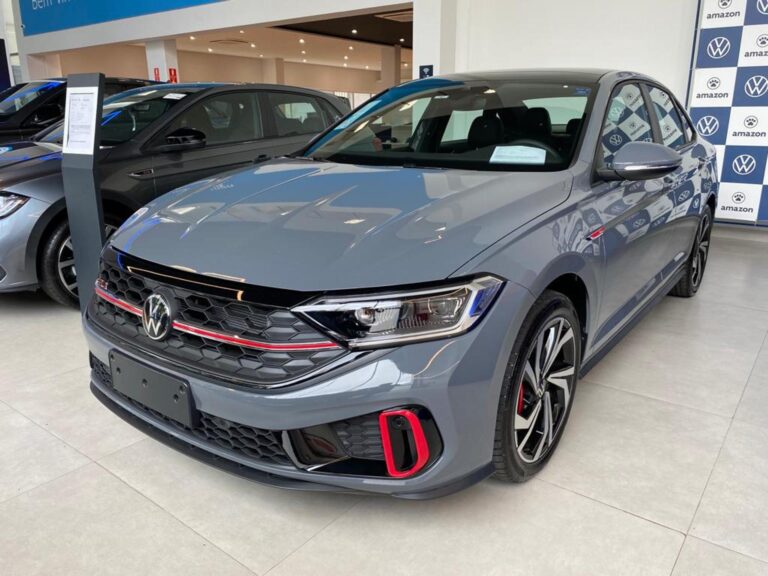 Volkswagen Jetta 2024: Ficha técnica, preço e itens