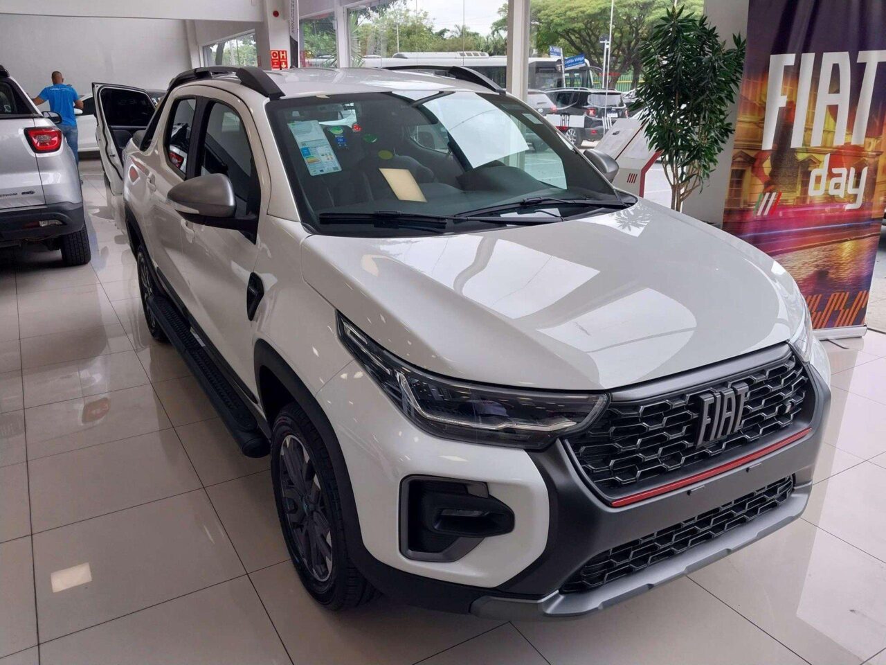 Fiat Strada 2024