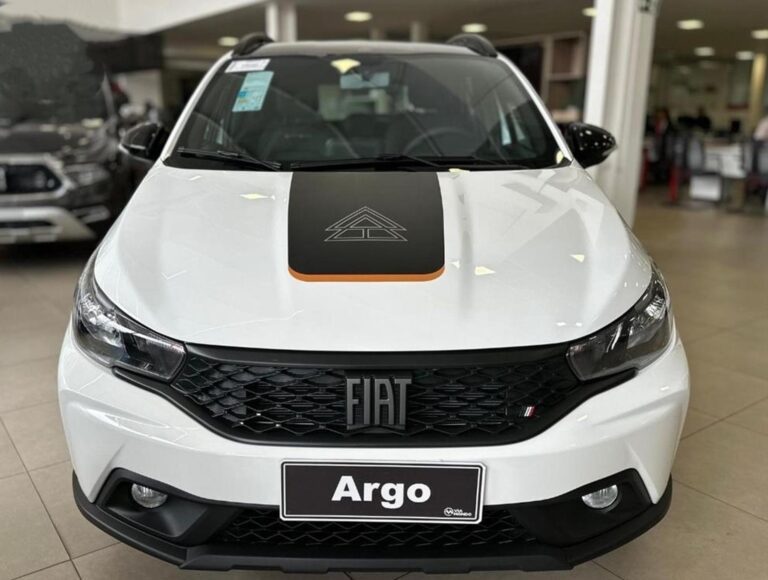 Fiat reduz preços do Argo em até R$ 18.930 em promoção