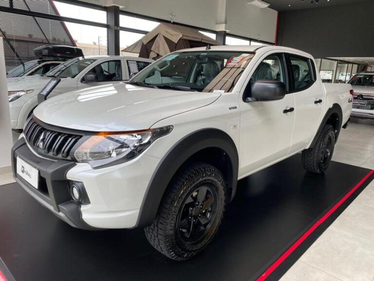 Mitsubishi L200 Triton Outdoor GLX AT 2024: ficha técnica, preço e itens