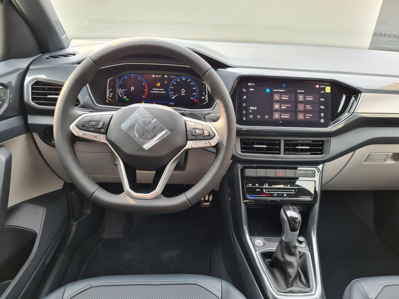 Volkswagen T-Cross Highline PcD 2024