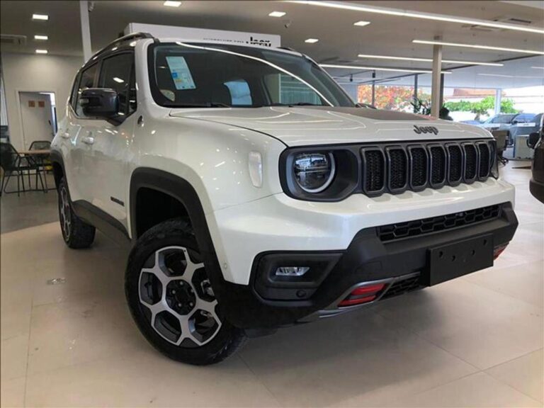 Jeep oferta Renegade Trailhawk com desconto de R$ 30.565