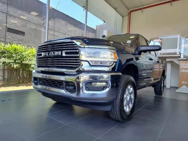 Ram anuncia R$ 42.677 de desconto para 2500 Laramie