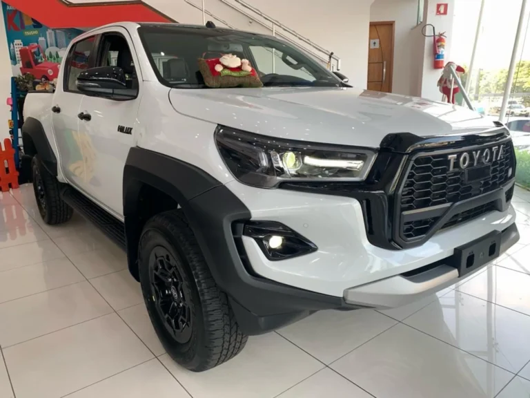Toyota oferta Hilux SR para CNPJ com desconto de R$ 56.694