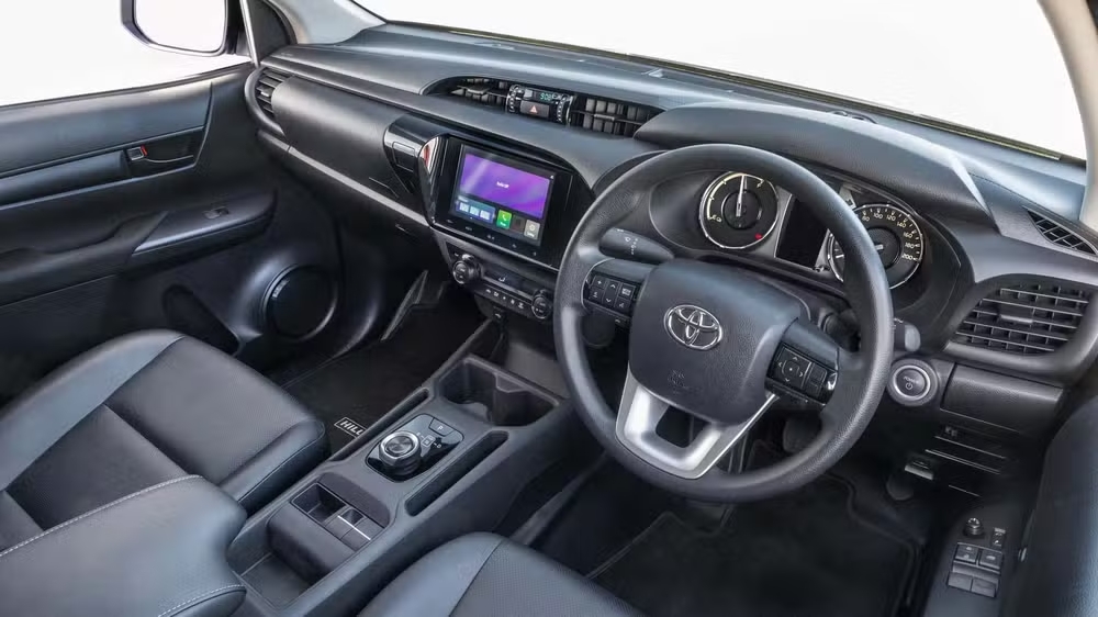 Toyota Hilux BEV 2025
