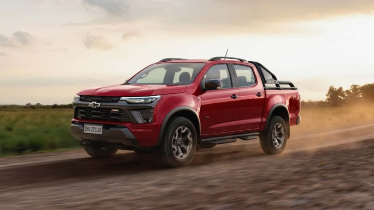 Chevrolet S10 2025 inicia pré-venda em três versões: Z71, LTZ e High Country