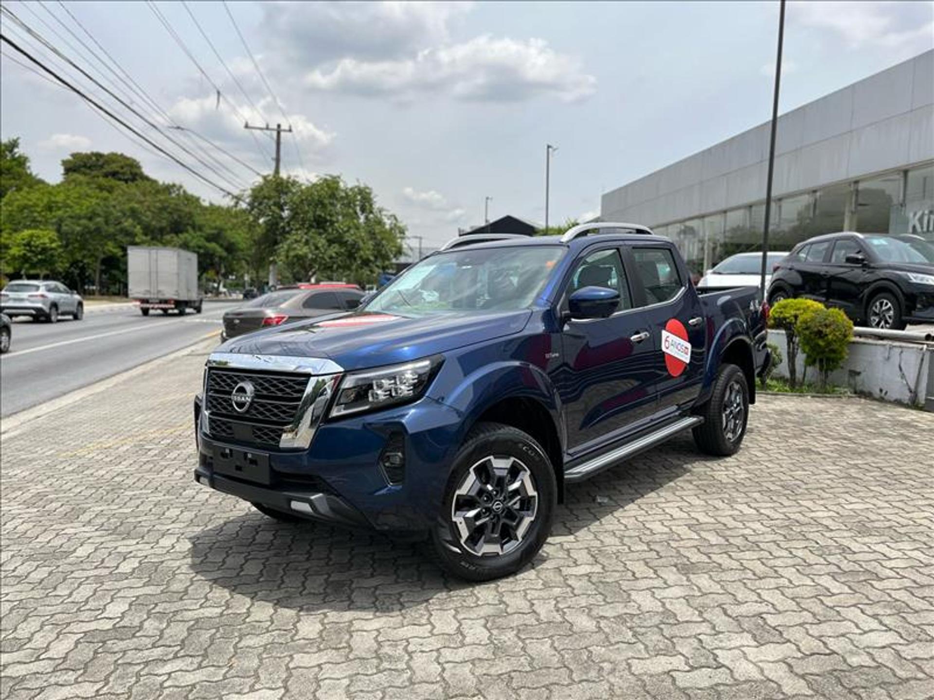 Nissan Frontier Platinum 2024